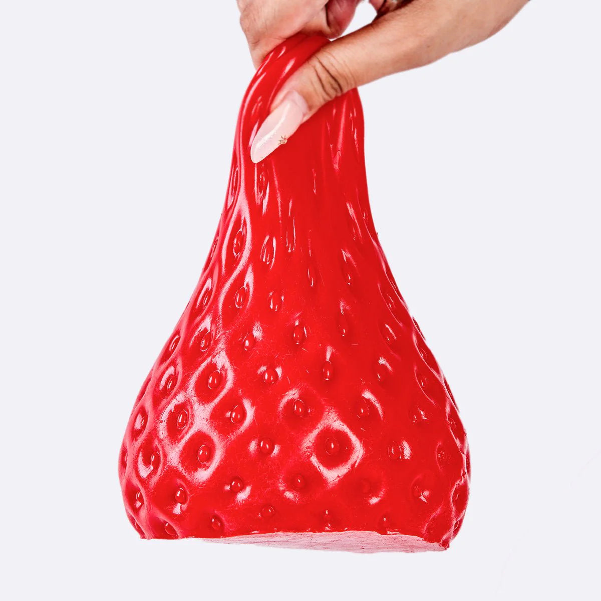 Squishy Fresa Extra Grande | Cero es 3® | Felicidad que puedes apretar cuando quieras