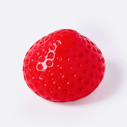 Squishy Fresa | Cero es 3® | Felicidad que puedes apretar cuando quieras