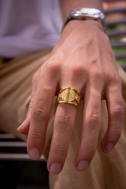 Anillo San Benito Escudo Personal — Camina Protegido Contra el Mal de Ojo y las Envidias